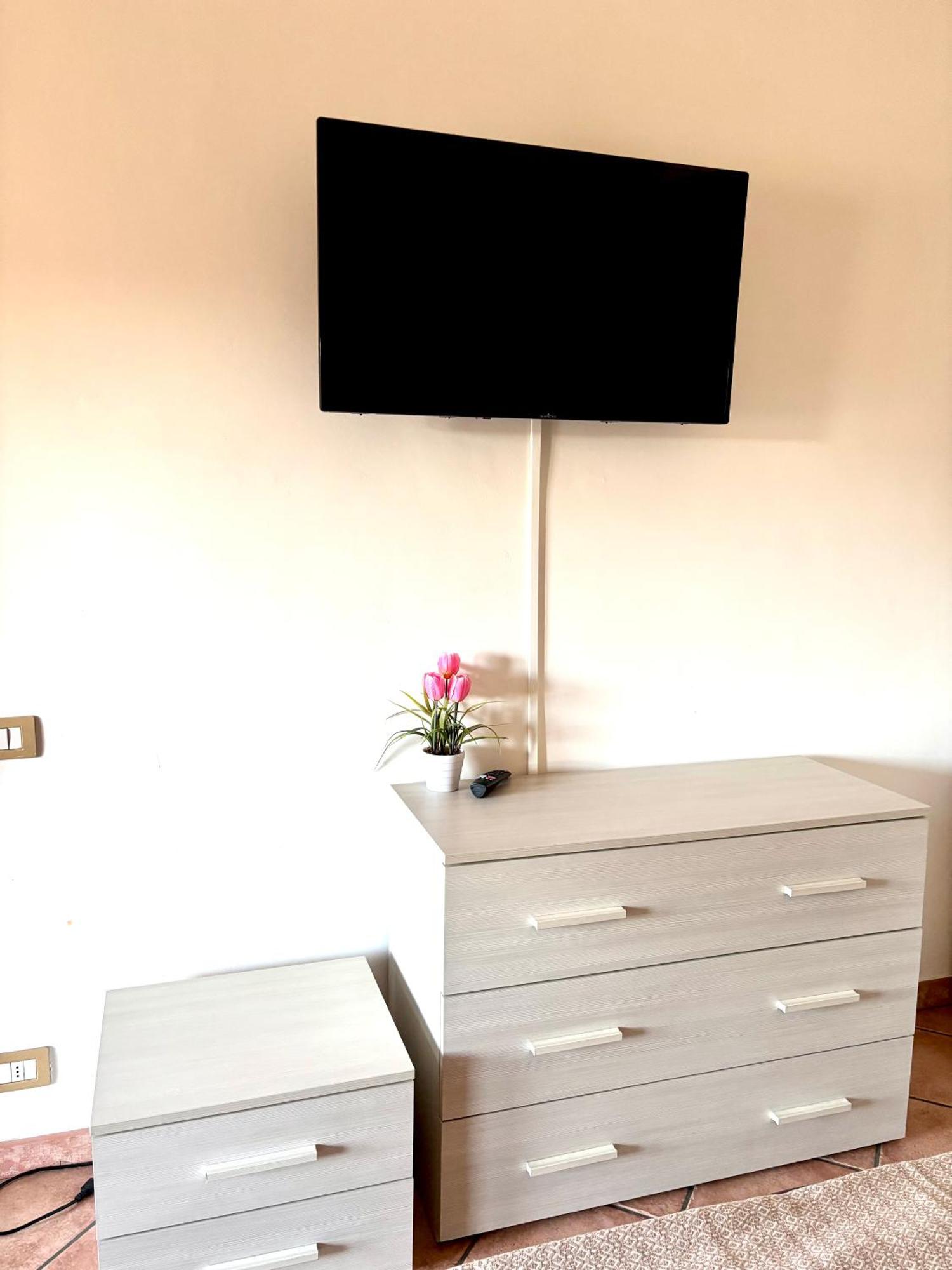Palazzo Proietti Bilo 7 Apartment บีเอลลา ภายนอก รูปภาพ